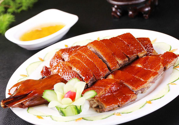 深圳食堂承包公司告訴您：餐飲行業如何避開盲目促銷，精準獲取高消費客群